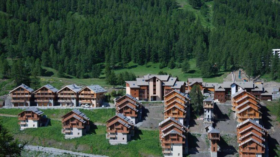 Apartament Appt Le Hameau Des Rennes 4 Etoiles Pieds Des Pistes Piscine Interieure Exterieure Vars  Zewnętrze zdjęcie